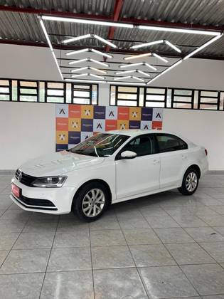 VOLKSWAGEN JETTA 2.0 TRENDLINE FLEX 4P TIPTRONIC